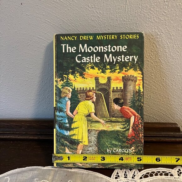 Nancy Drew The Moonstone Castle Mystery 1963 - Picture 3 of 7